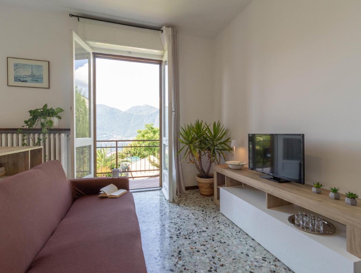 מנדלו דל לאריו Mamma Ciccia Holiday Home - Mountains & Lake מראה חיצוני תמונה